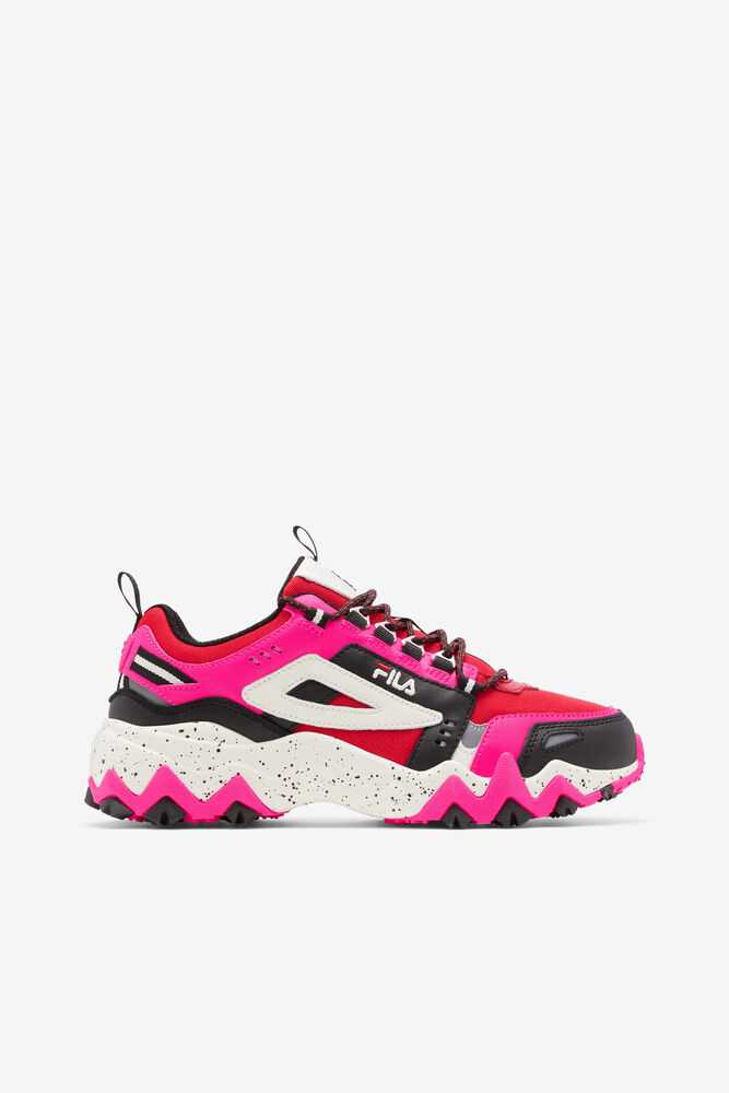 Red Pink Black Women's FILA Oakmont Tr Sneakers | USA-15794